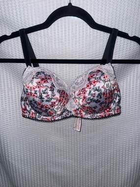Victoria's Secret Dream Angels Floral Lined Demi Bra with Lace Trim 32DD